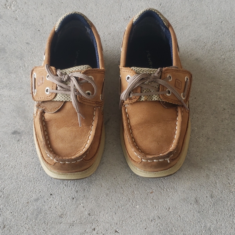 Toddler boys sperrys